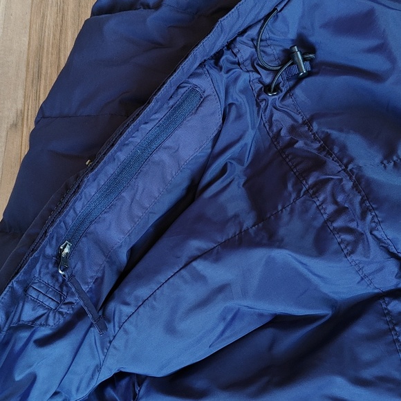 GUC Navy Down Coat - Picture 4 of 9